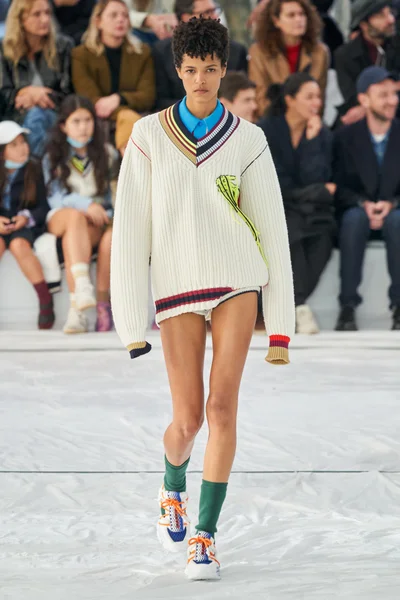 Look 35